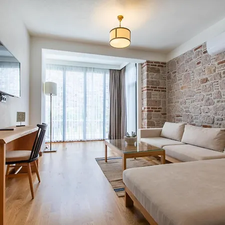 Otel Marlo 12 Adult Only Ayvalı